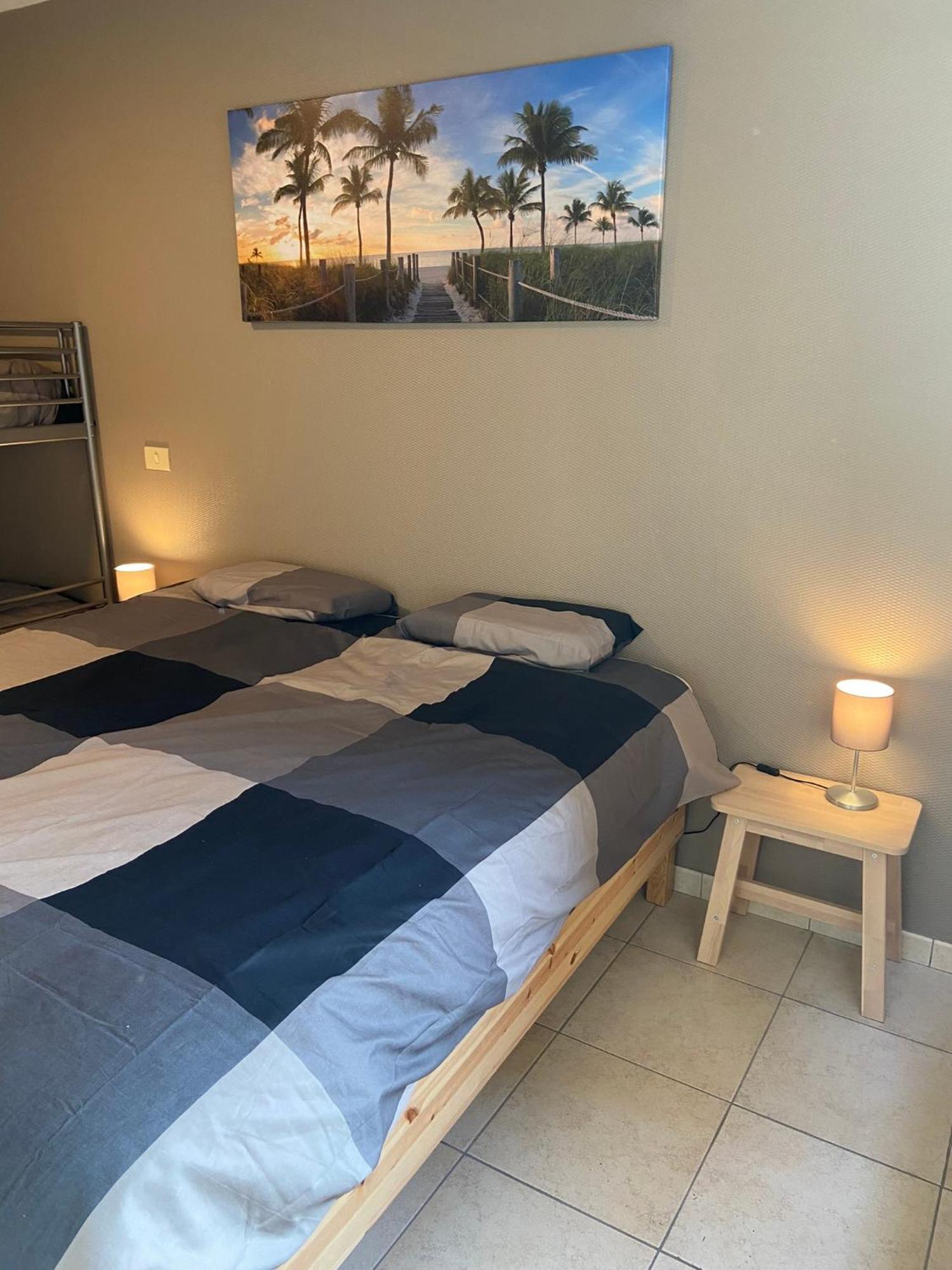 Apartment Weloveoostende: Renovated Beachside